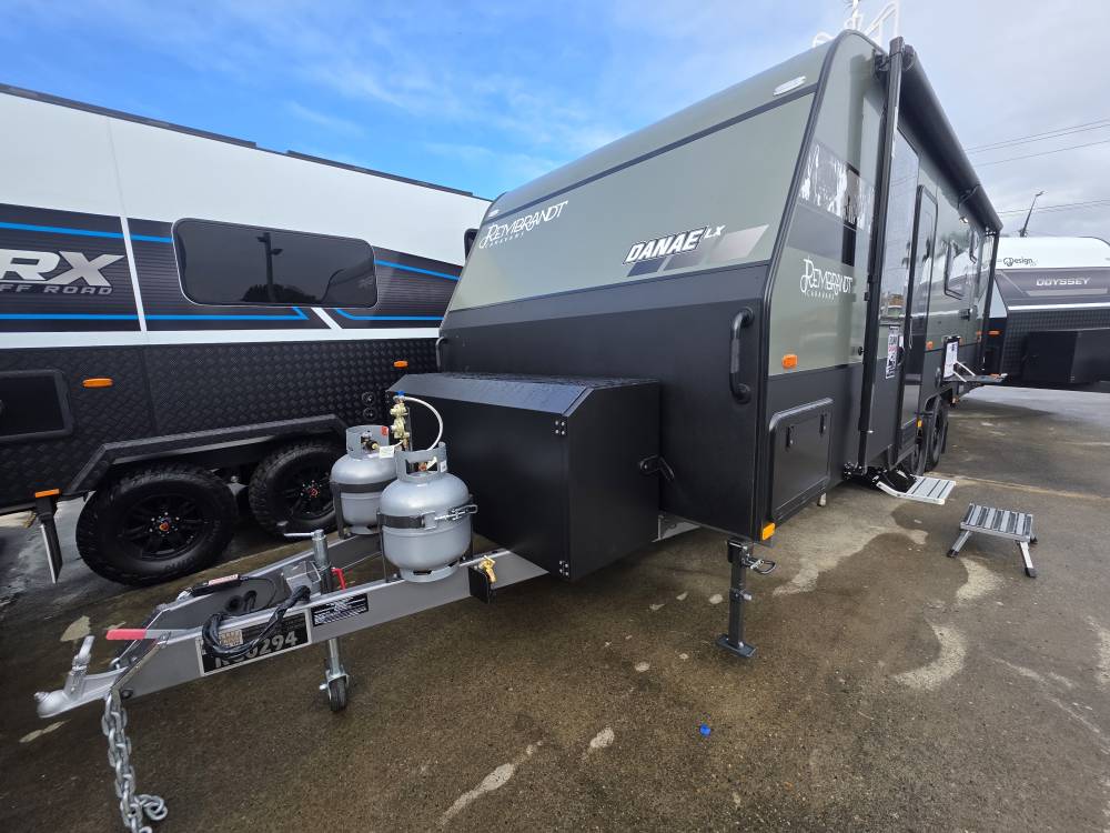 2026 rembrandt danae lx 21ft6 bunk